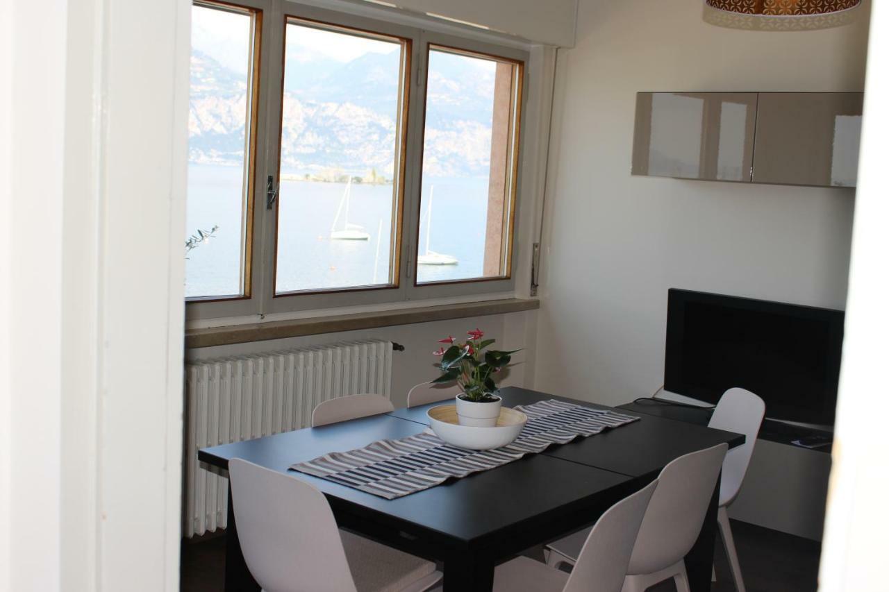 Casa Ines Fronte Lago Lejlighedshotel Brenzone sul Garda Eksteriør billede